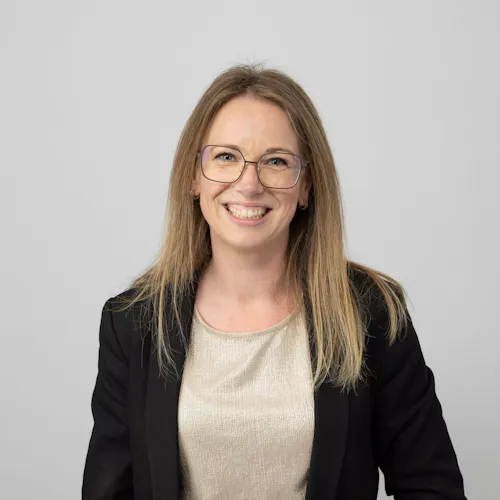 Yvonne van Vierzen